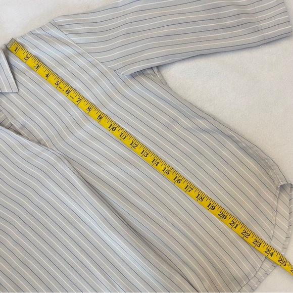 Uniqlo Rayon Skipper Collar Stripe Blouse 3/4 Sleeve Women’s Size Small - Picture 12 of 12